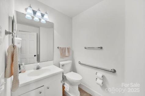 1412 Valmont Drive Hendersonville NC 28791