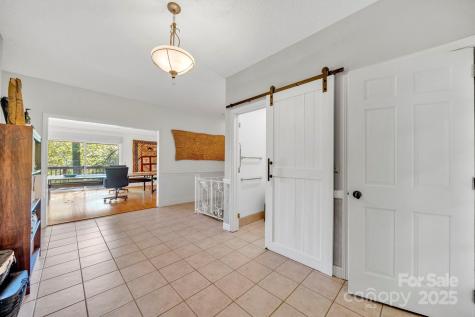 1412 Valmont Drive Hendersonville NC 28791