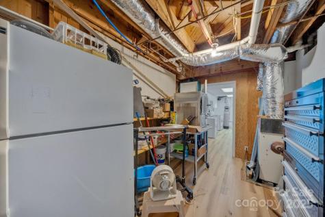 1412 Valmont Drive Hendersonville NC 28791