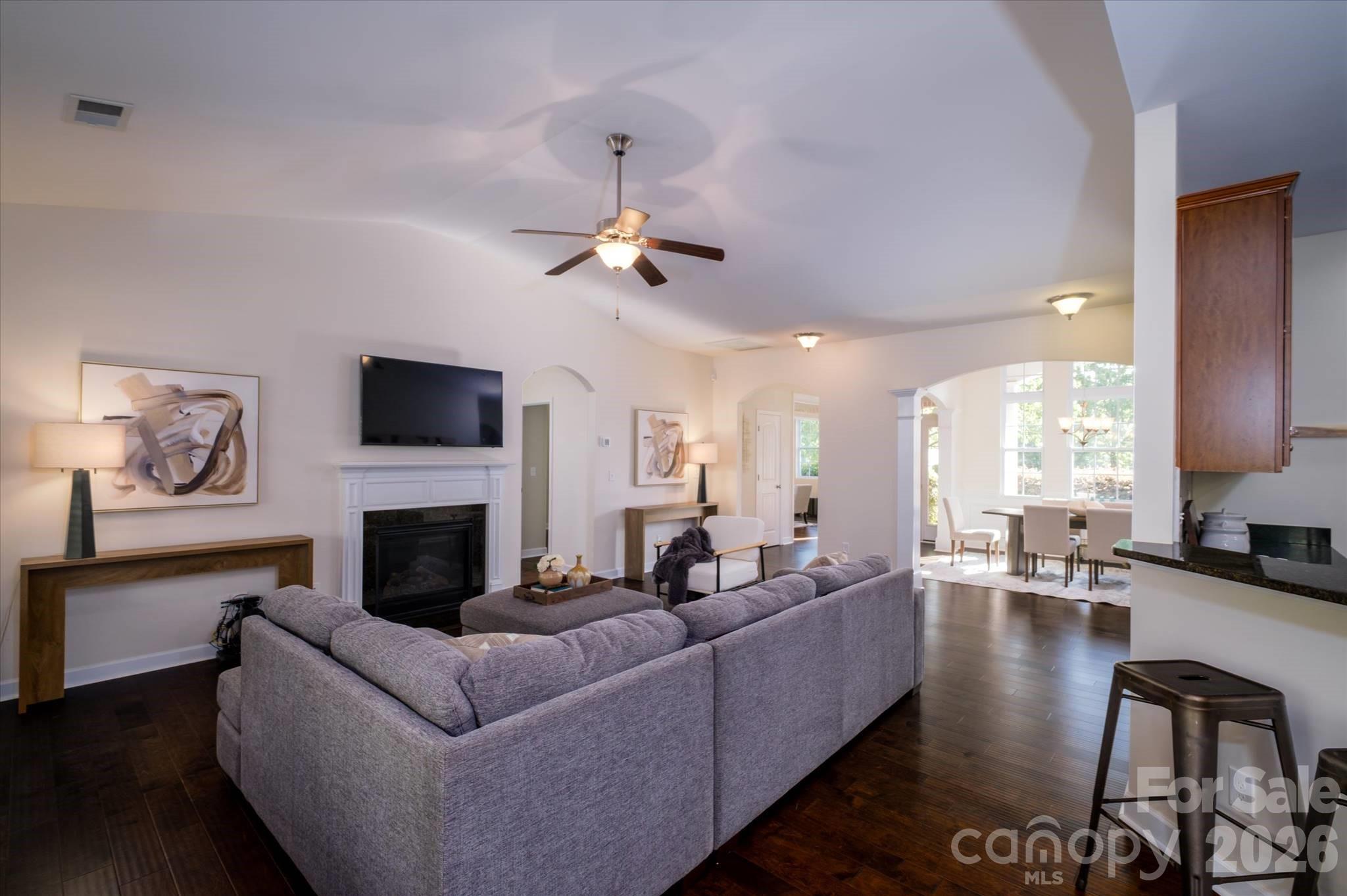 8720 Artesa Mill Lane Charlotte NC 28214