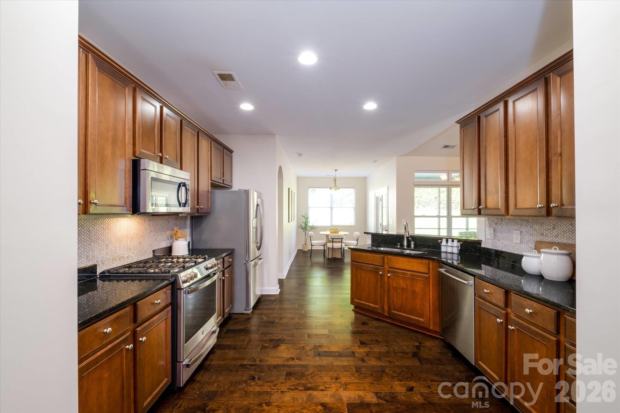 8720 Artesa Mill Lane Charlotte NC 28214