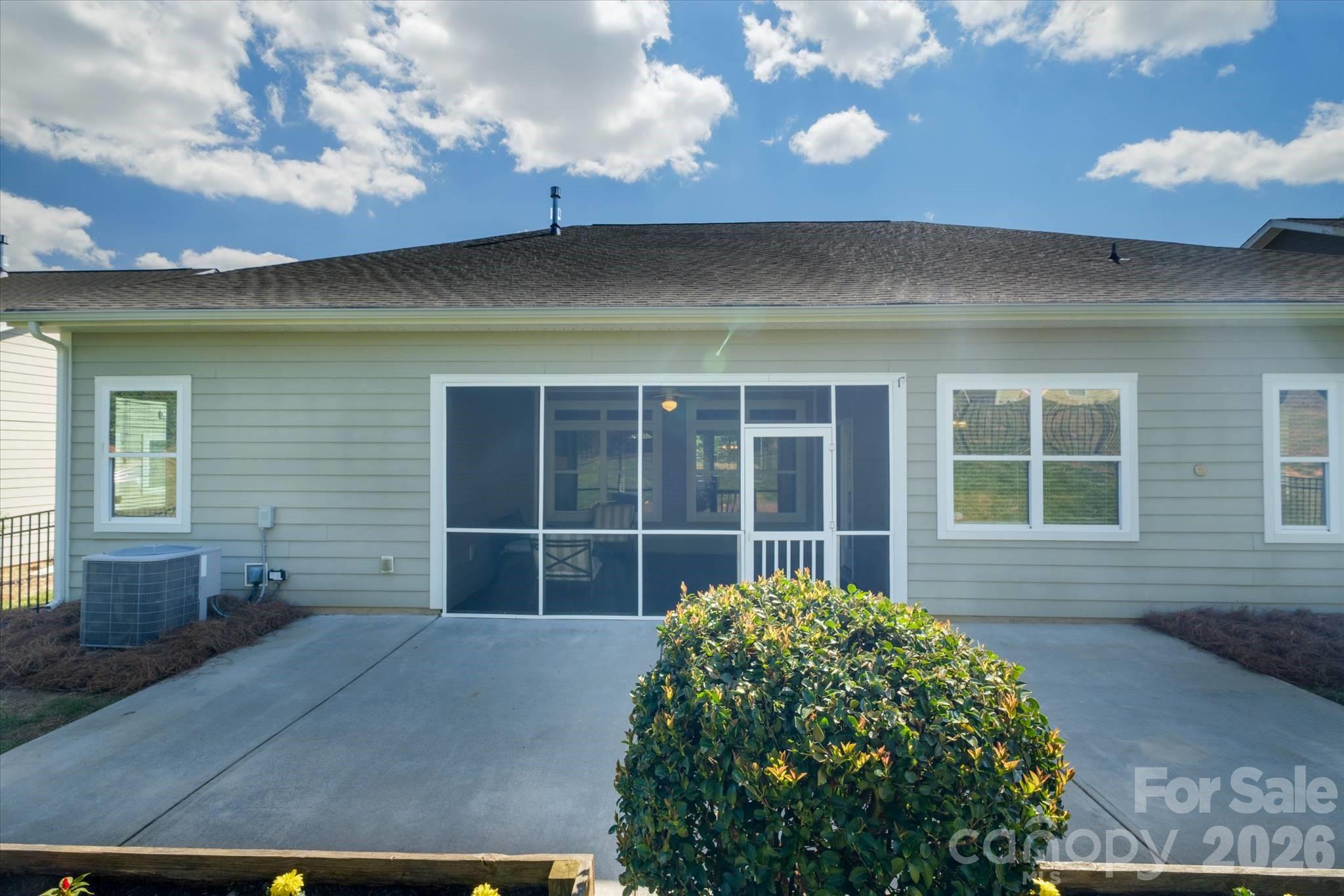 8720 Artesa Mill Lane Charlotte NC 28214