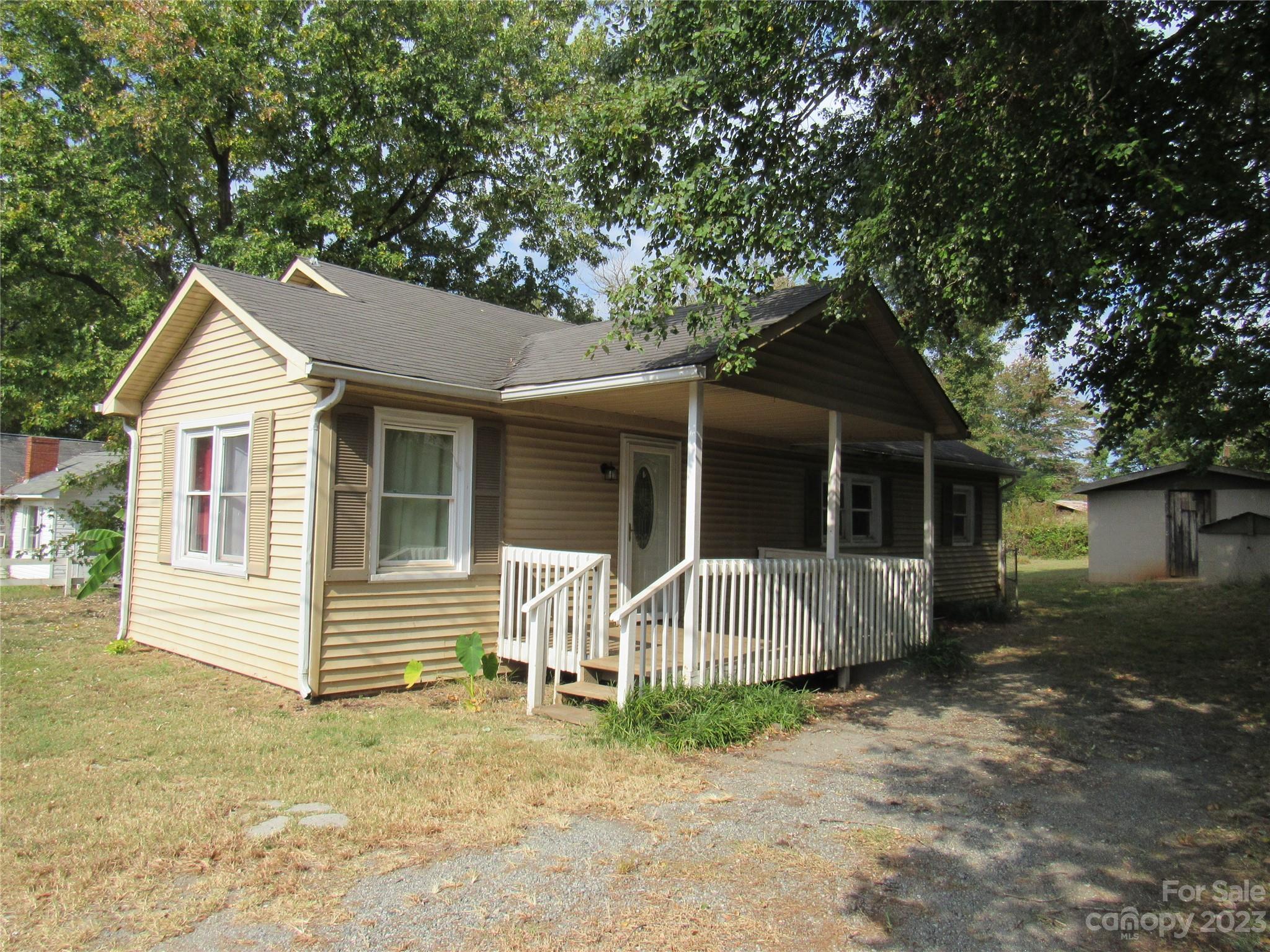 136 Walker Lake Road Forest City NC 28043