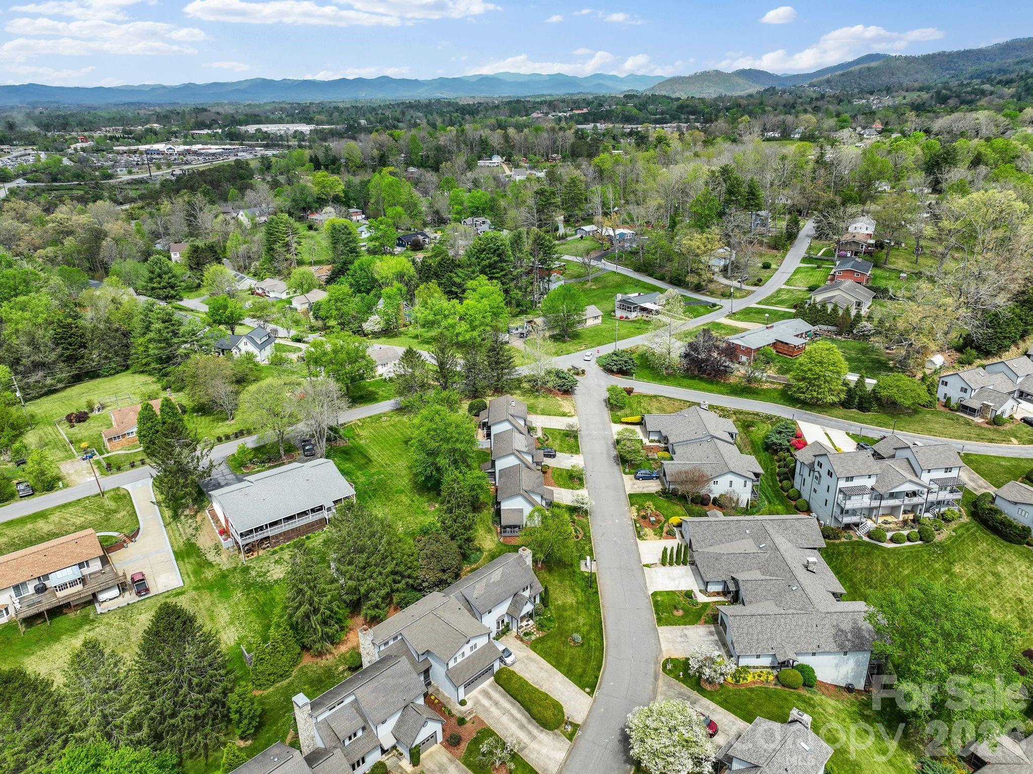 108 Kyfields Drive Weaverville NC 28787