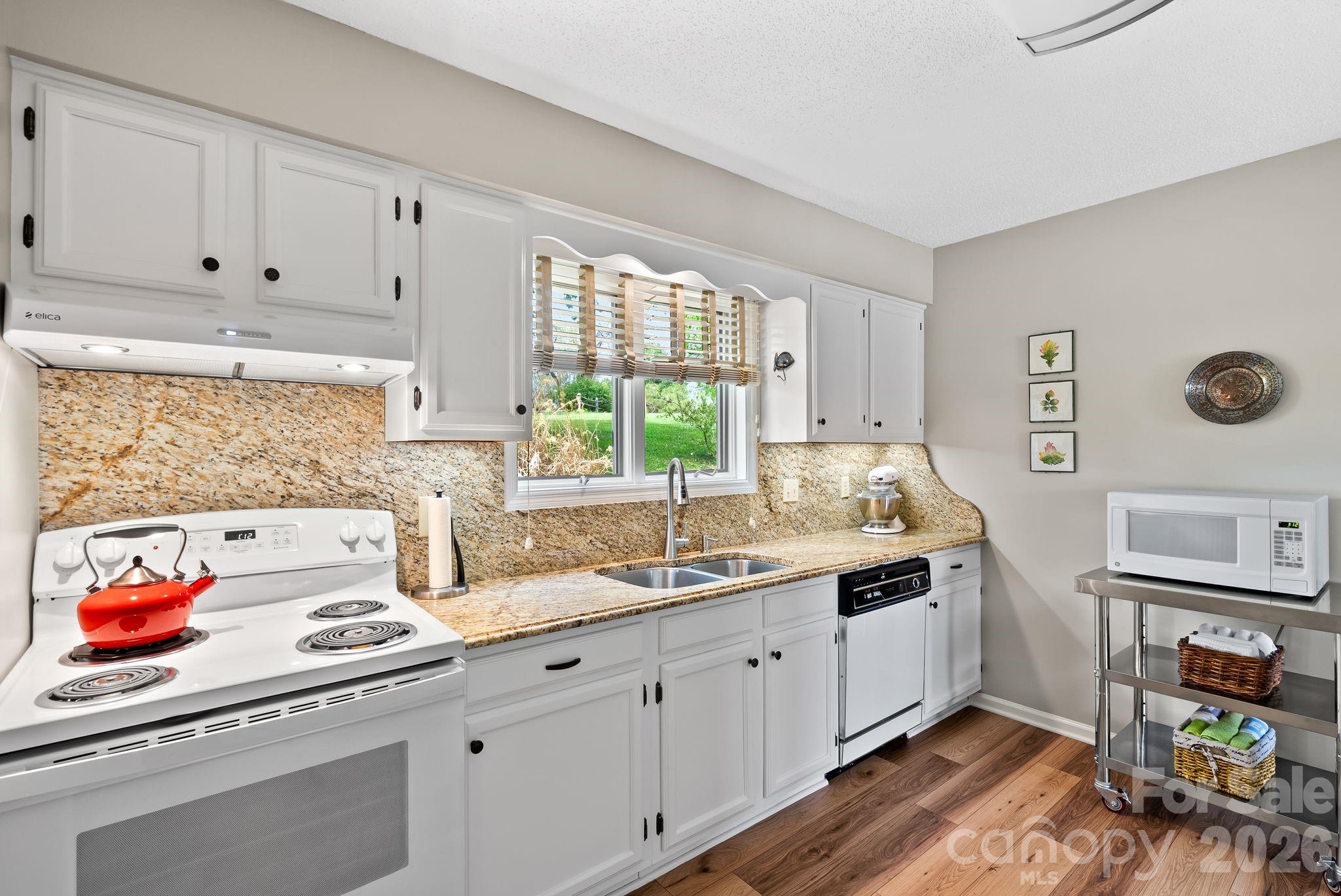 108 Kyfields Drive Weaverville NC 28787