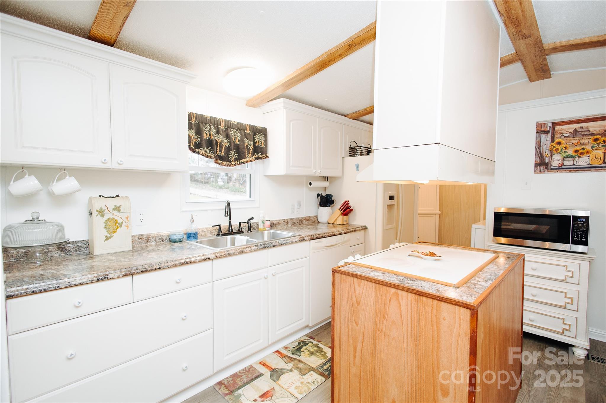 325 Griggs Road Old Fort NC 28762