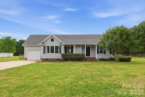 2073 Highway 557 Highway Clover SC 29710