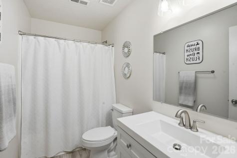 2073 Highway 557 Highway Clover SC 29710