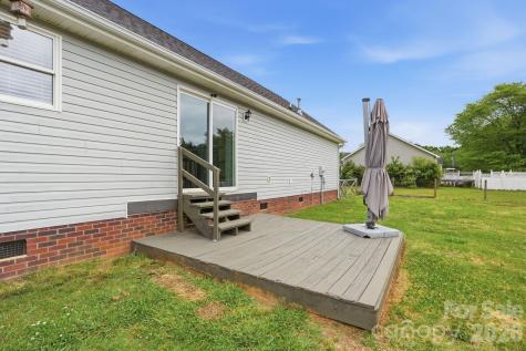 2073 Highway 557 Highway Clover SC 29710