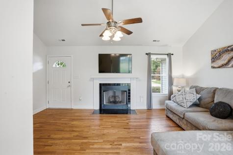 2073 Highway 557 Highway Clover SC 29710