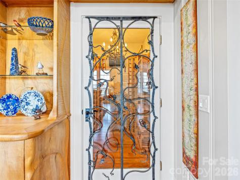 35 Peach Knob Drive Asheville NC 28804