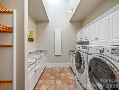 35 Peach Knob Drive Asheville NC 28804