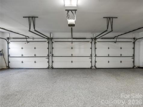 35 Peach Knob Drive Asheville NC 28804