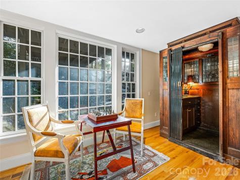 35 Peach Knob Drive Asheville NC 28804