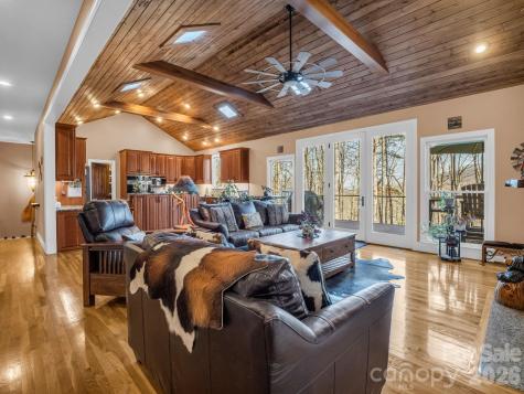 140 Mount Hebron Road Hendersonville NC 28739