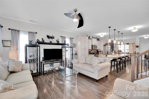 2527 Courtland Drive Clover SC 29710