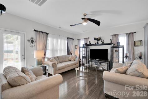 2527 Courtland Drive Clover SC 29710