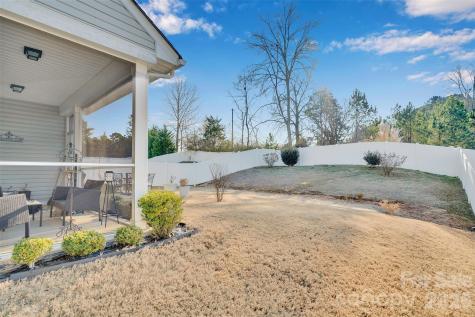 2527 Courtland Drive Clover SC 29710