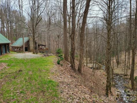 682 Rock House Road Hot Springs NC 28743