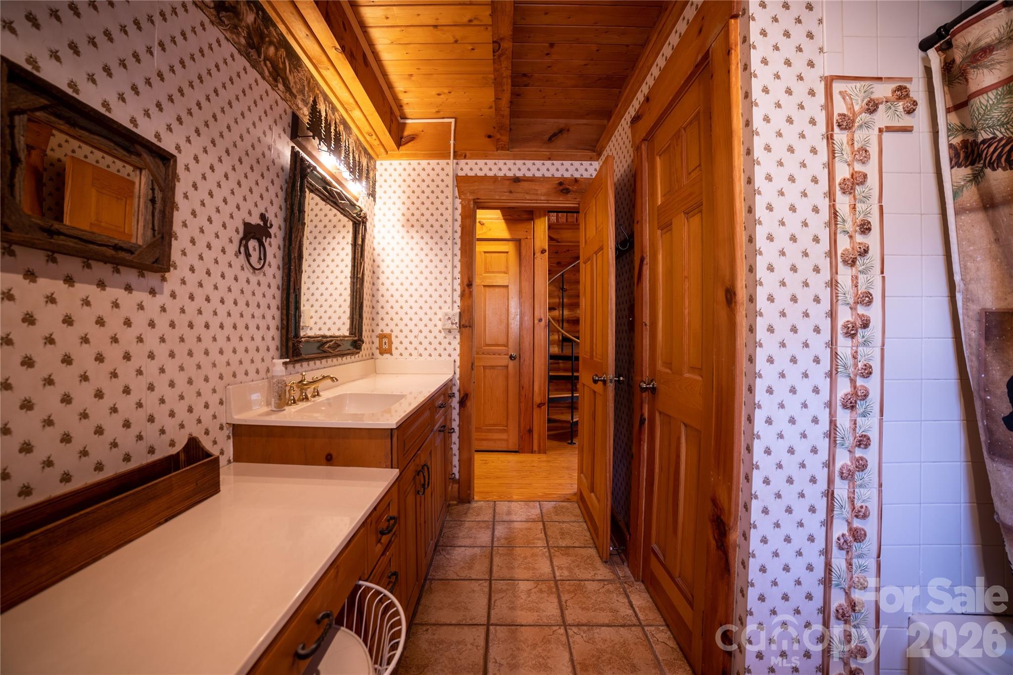 682 Rock House Road Hot Springs NC 28743