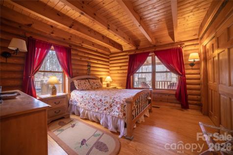 682 Rock House Road Hot Springs NC 28743