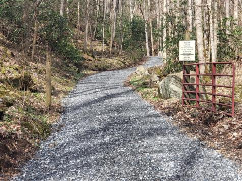 682 Rock House Road Hot Springs NC 28743