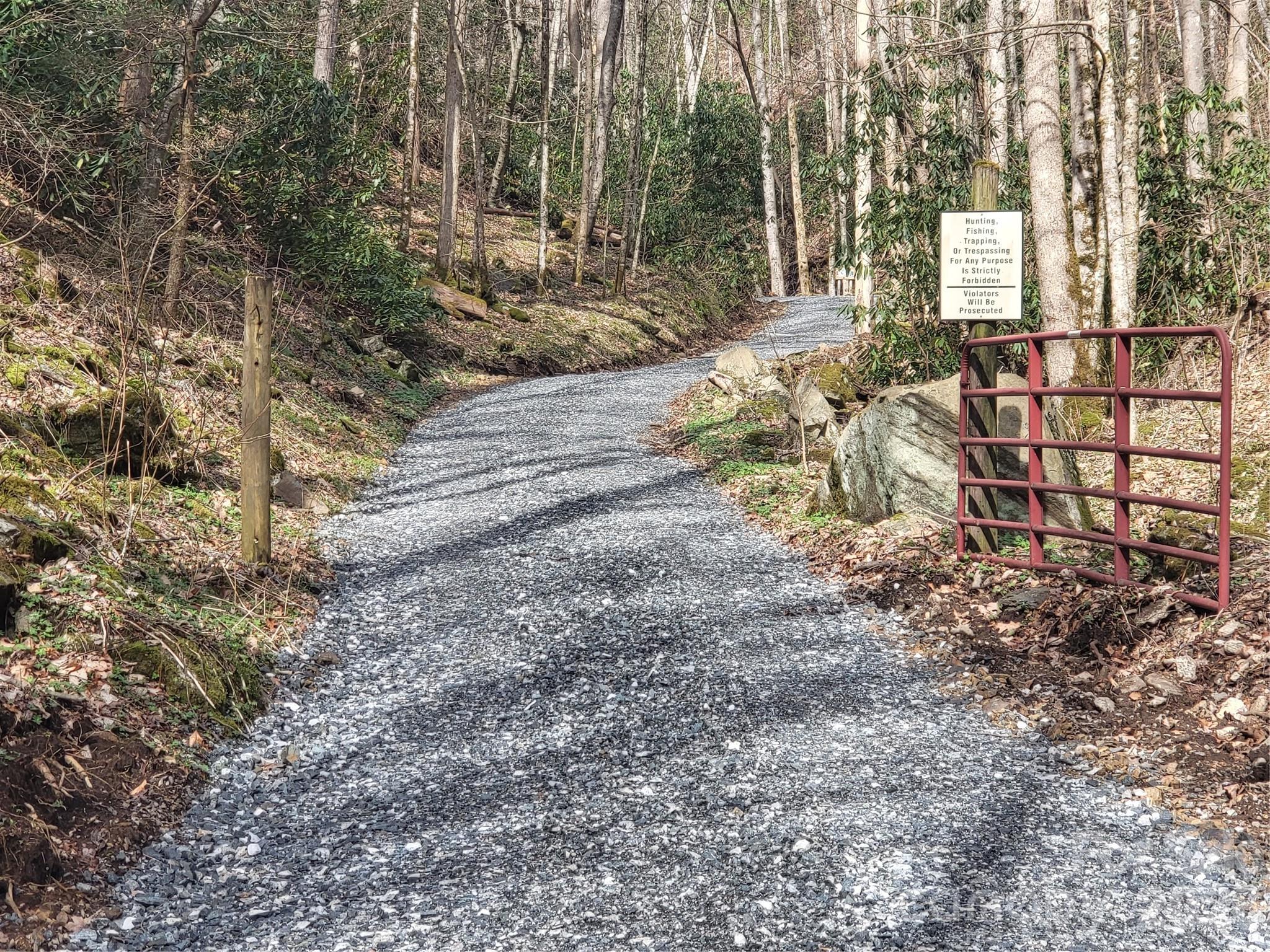 682 Rock House Road Hot Springs NC 28743