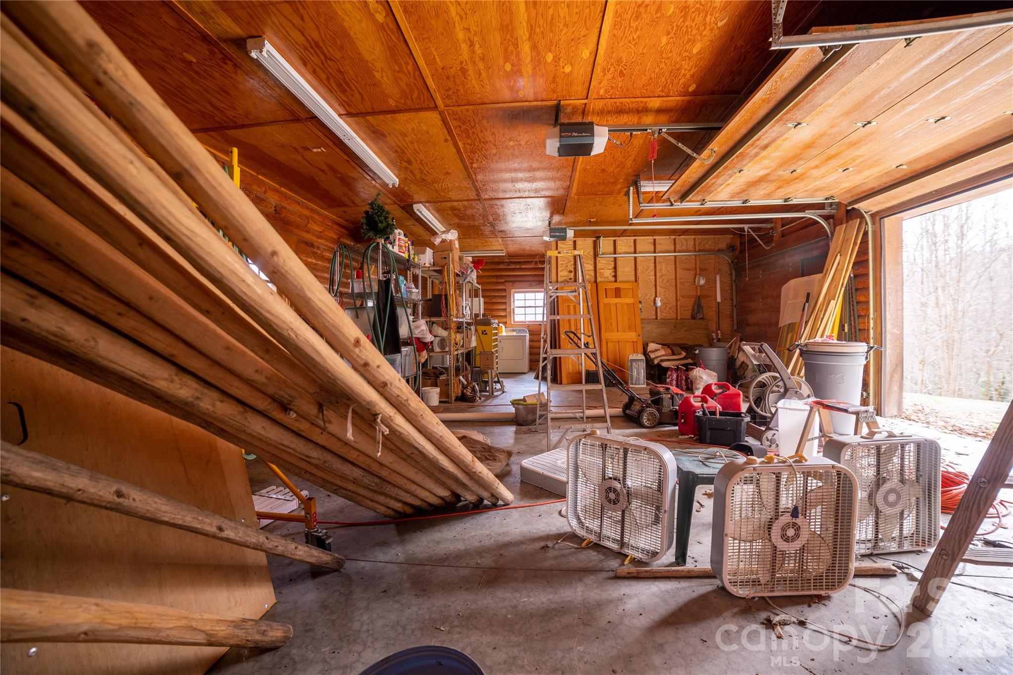 682 Rock House Road Hot Springs NC 28743