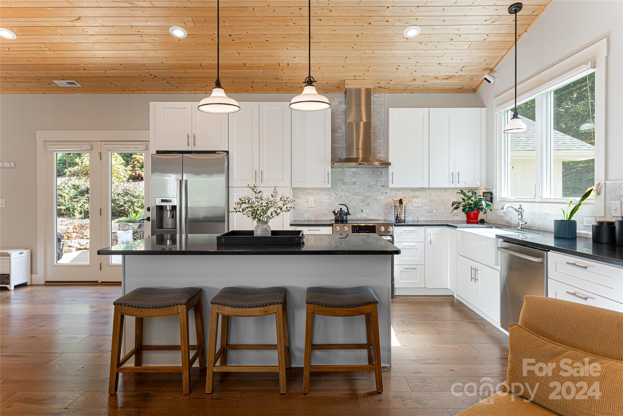 74 Wolfe Cove Road Asheville NC 28804