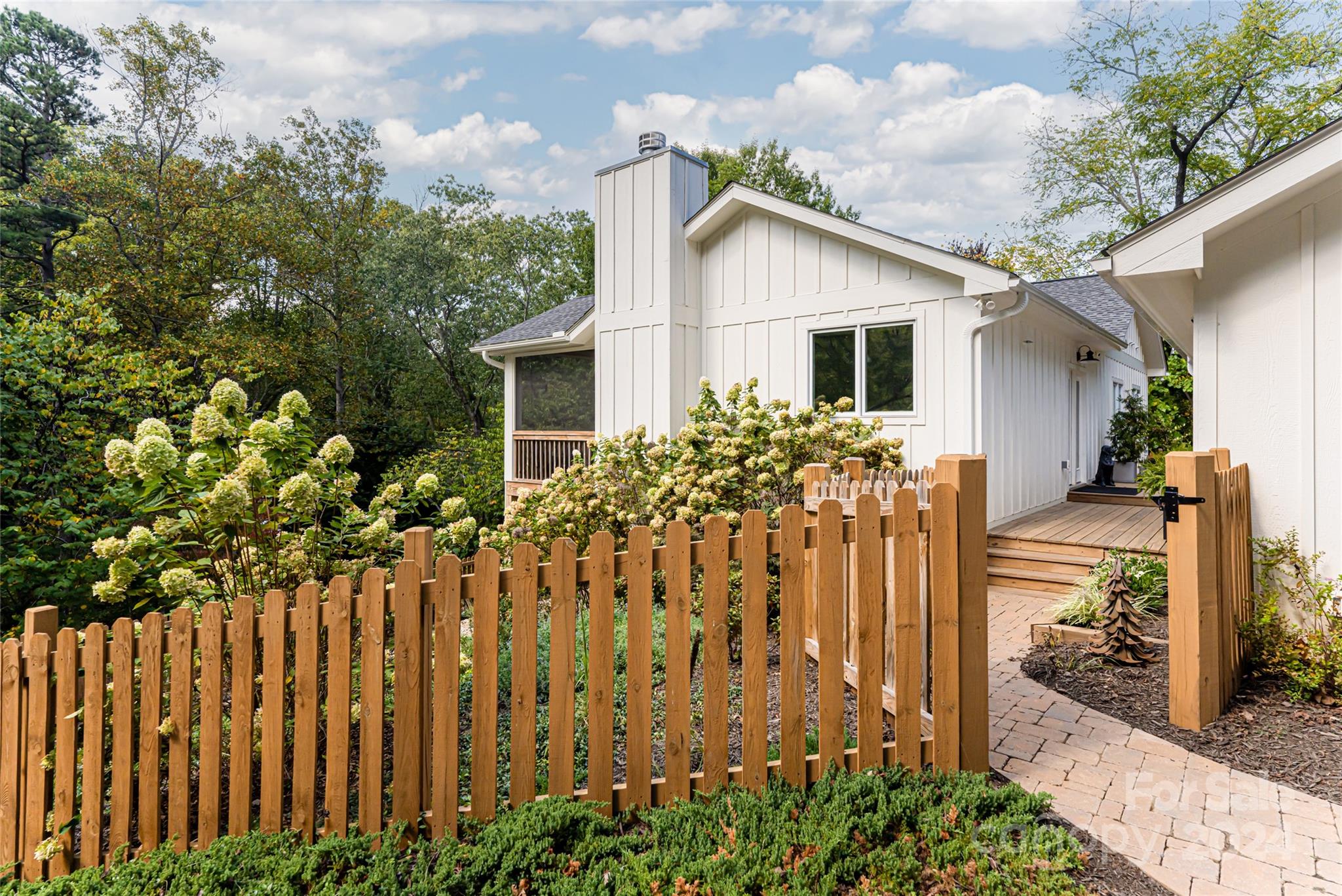 74 Wolfe Cove Road Asheville NC 28804