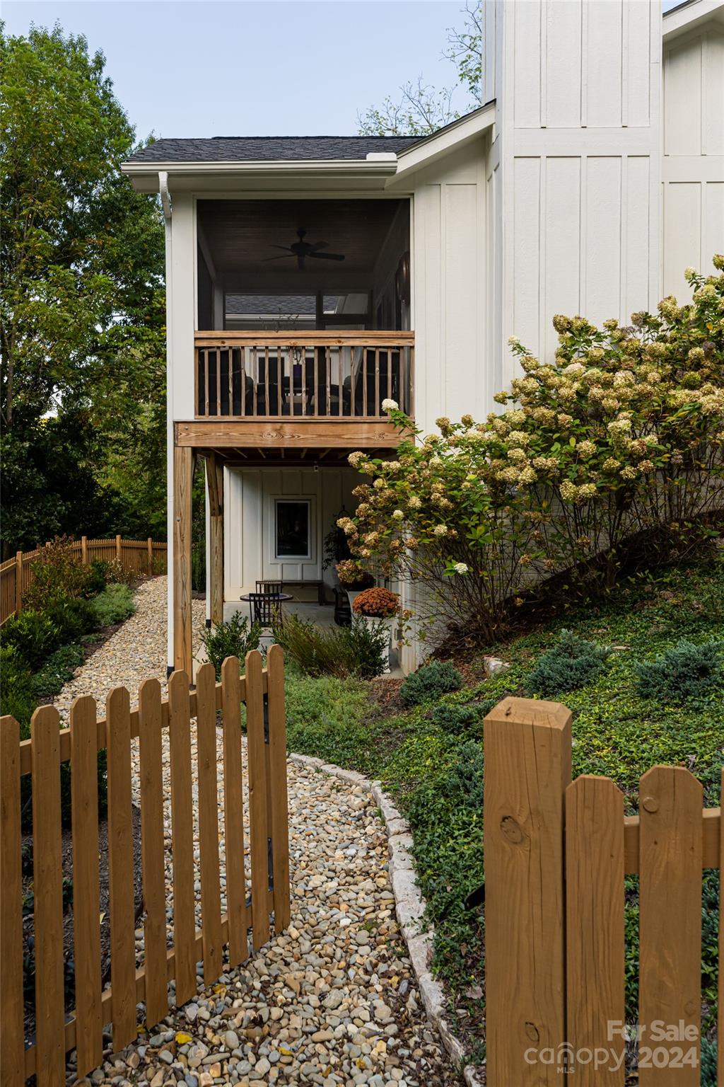 74 Wolfe Cove Road Asheville NC 28804