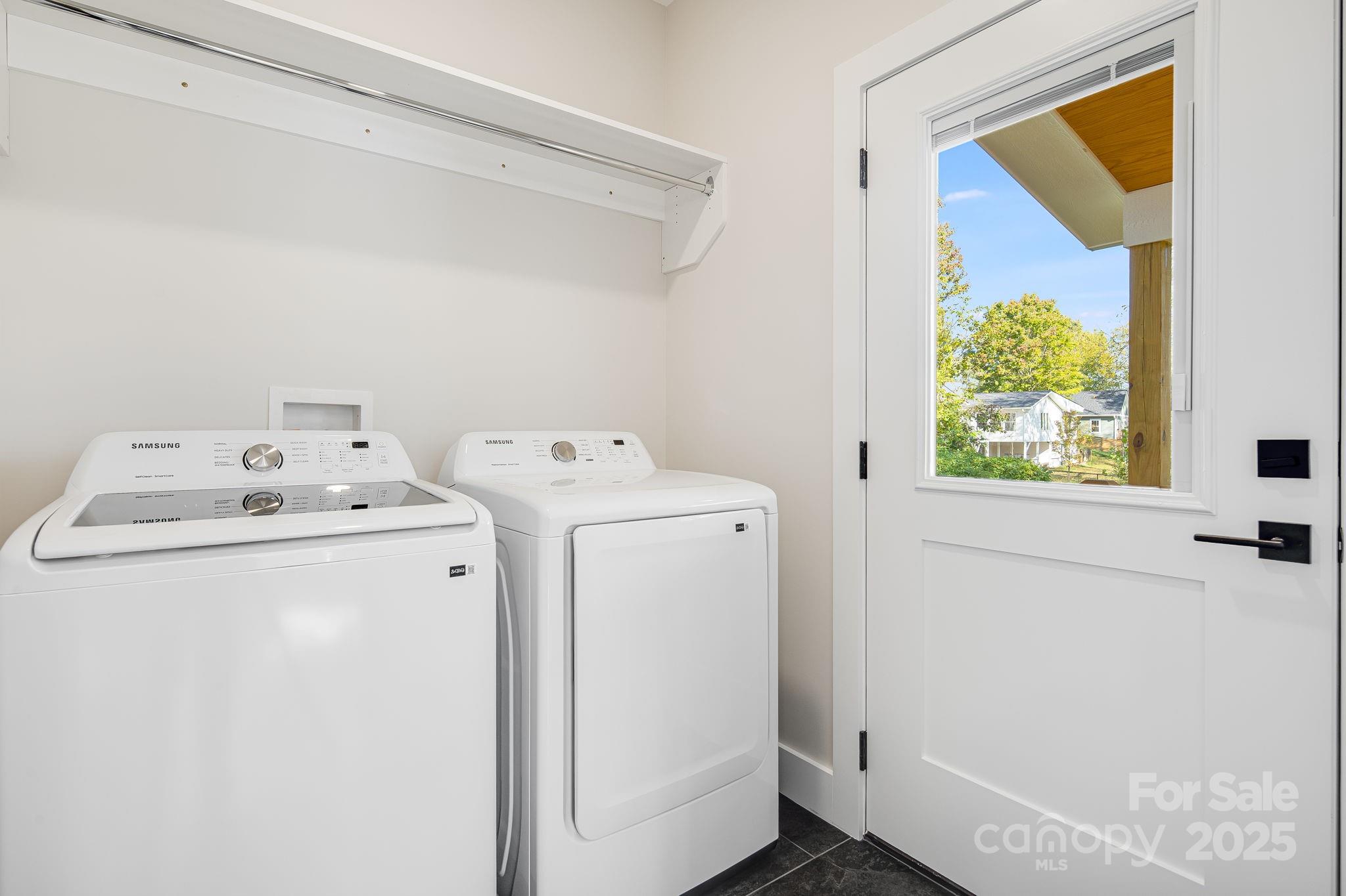 22 Crestview Street Asheville NC 28803