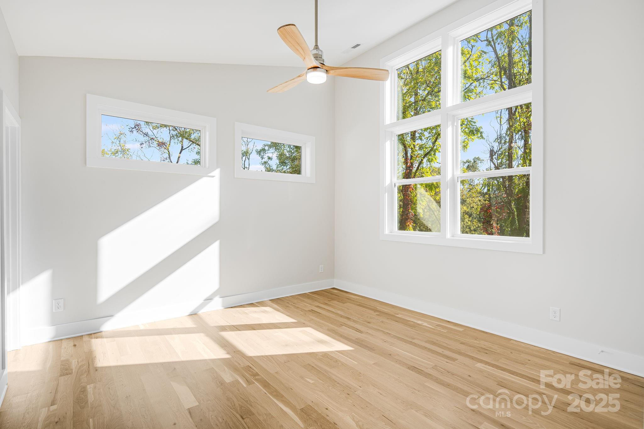 22 Crestview Street Asheville NC 28803