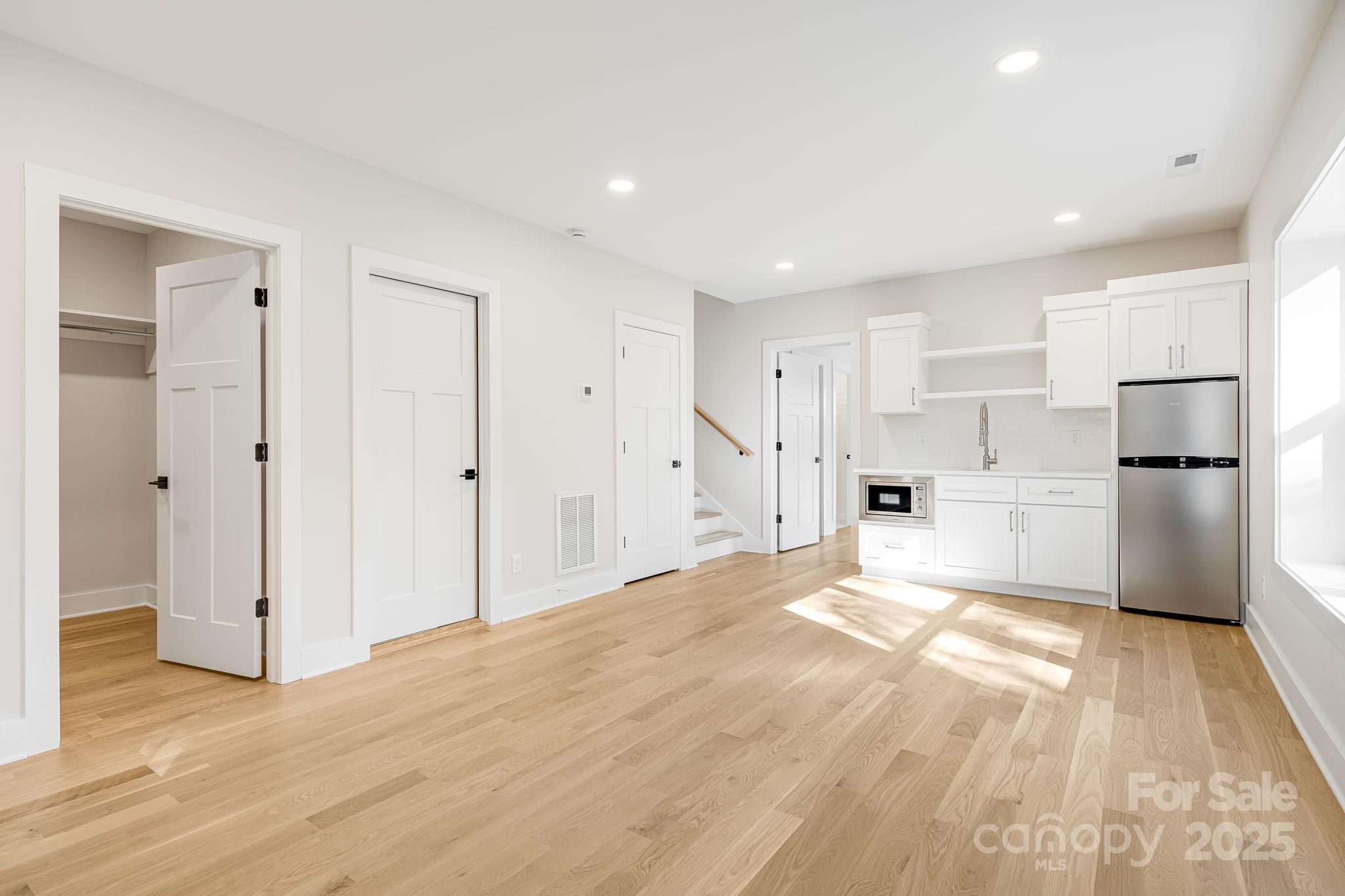 22 Crestview Street Asheville NC 28803