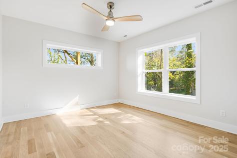22 Crestview Street Asheville NC 28803