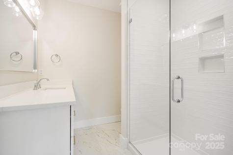 22 Crestview Street Asheville NC 28803