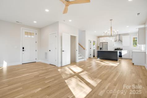 22 Crestview Street Asheville NC 28803