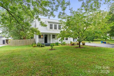 28 Beech Glen Drive Black Mountain NC 28711