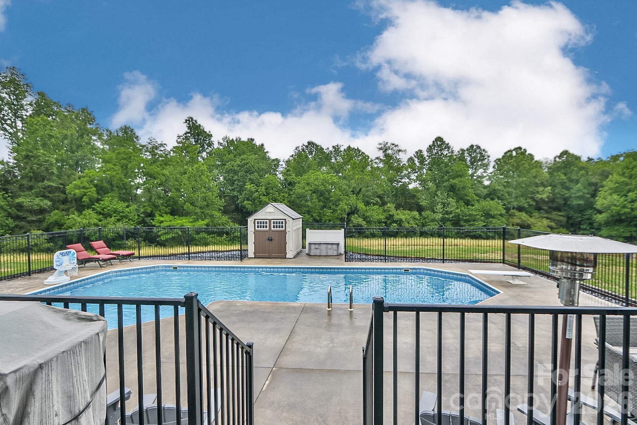 3127 Yorkshire Lane Boonville NC 27011