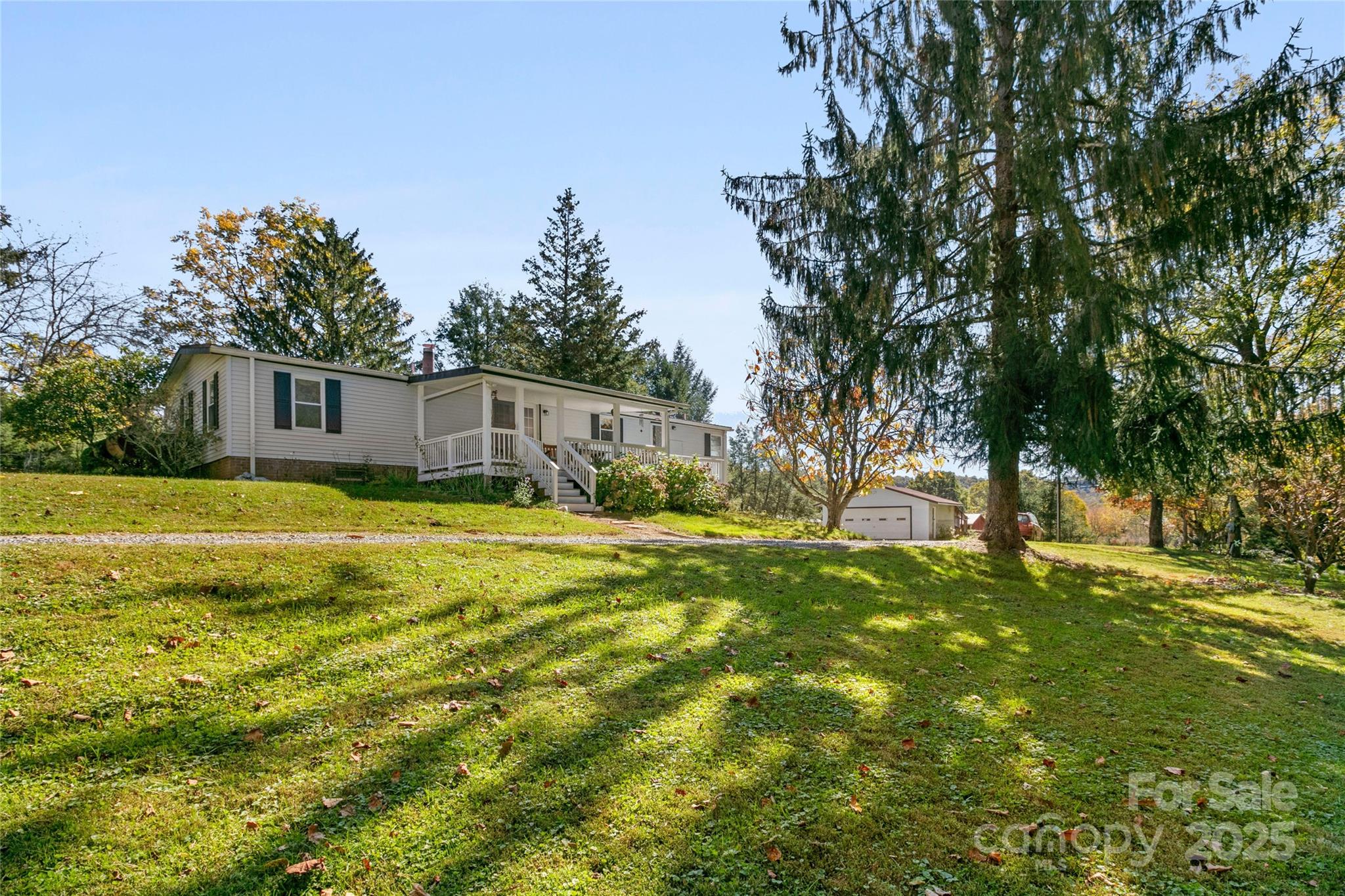 81 Jockey Hollow Drive Mills River NC 28759