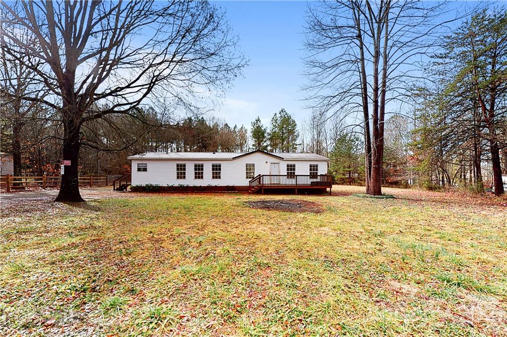 1337 Meadowland Drive Lincolnton NC 28092