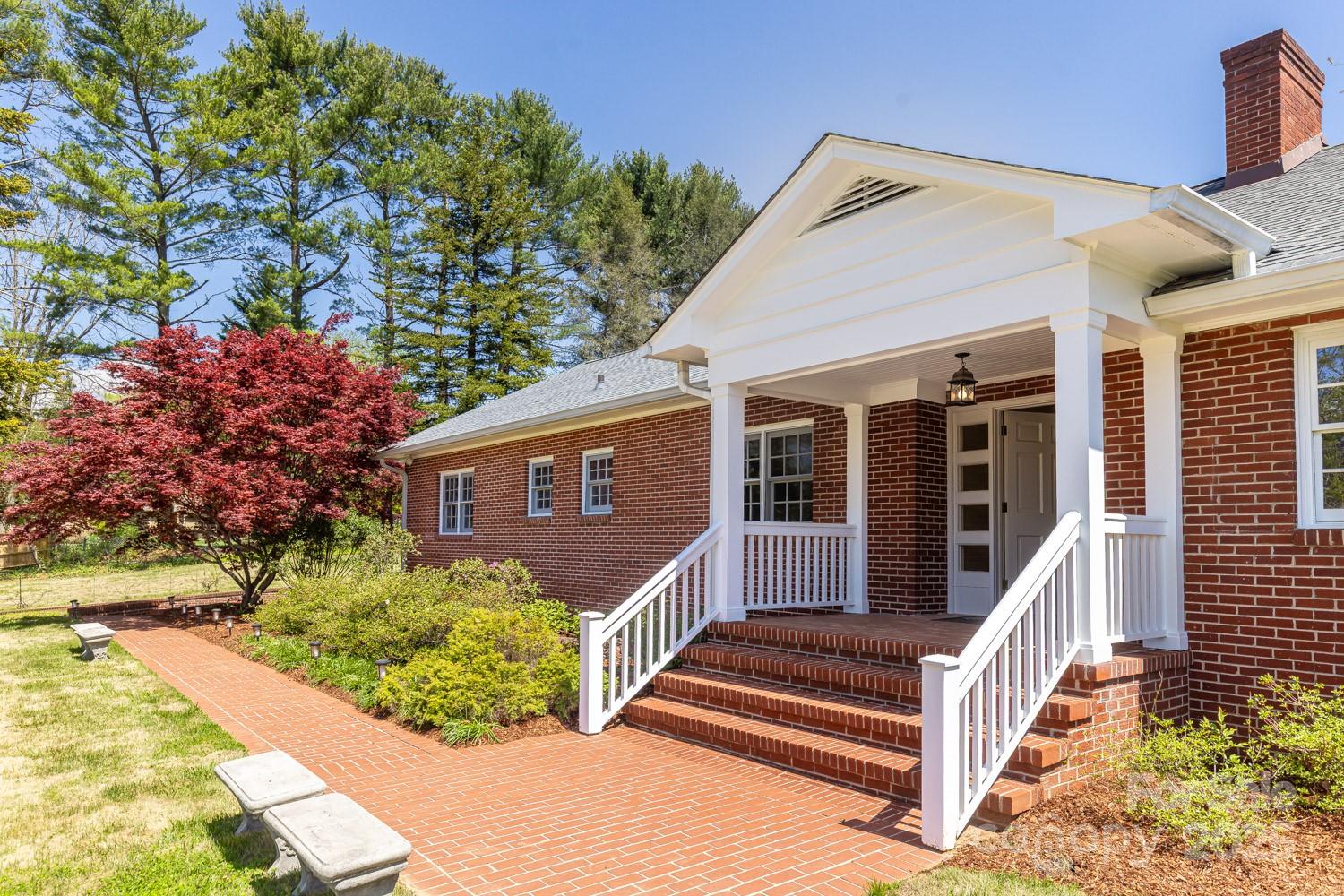 10 Summer Street Asheville NC 28804