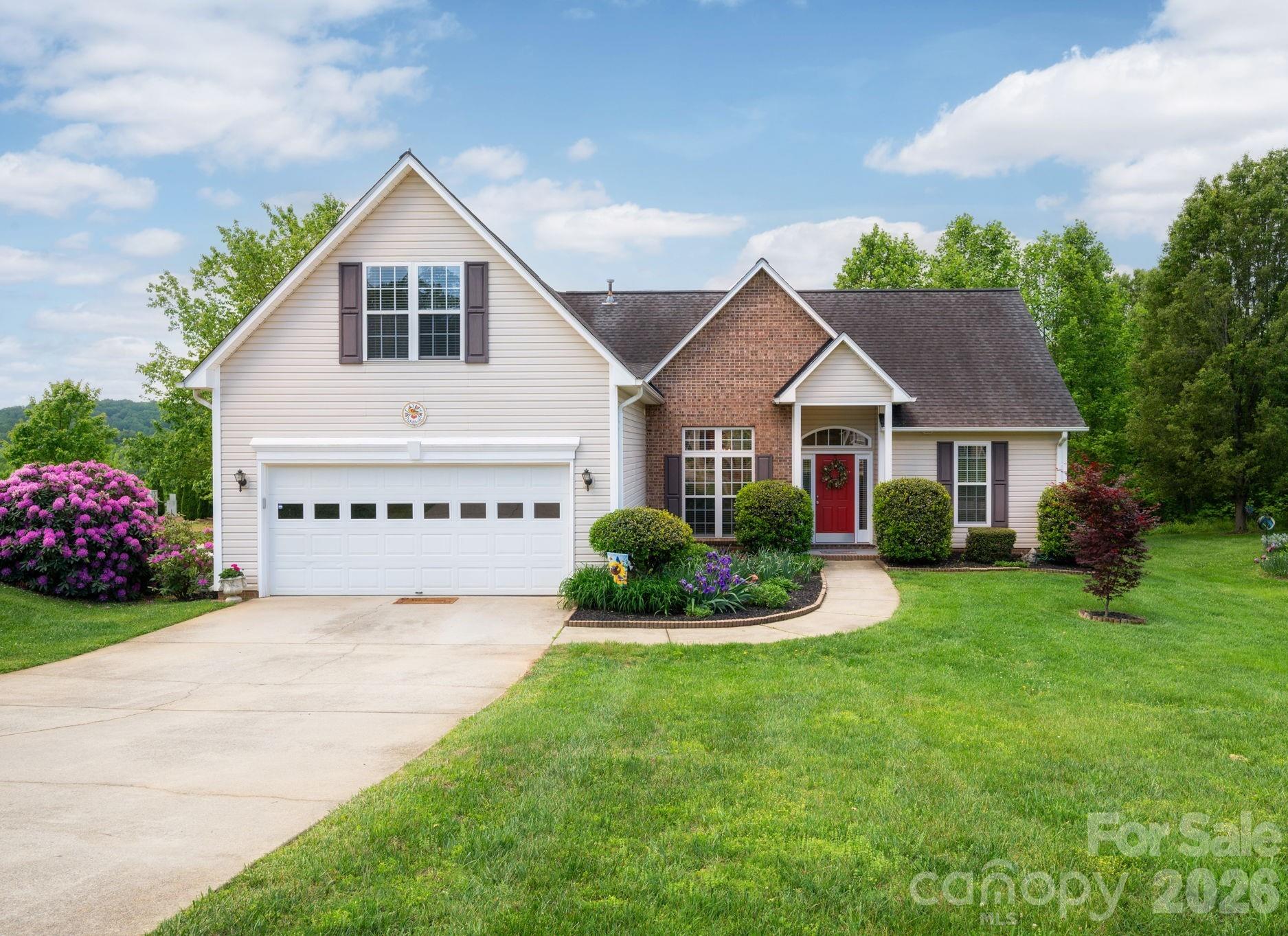 102 W Farm Creek Drive Asheville NC 28806