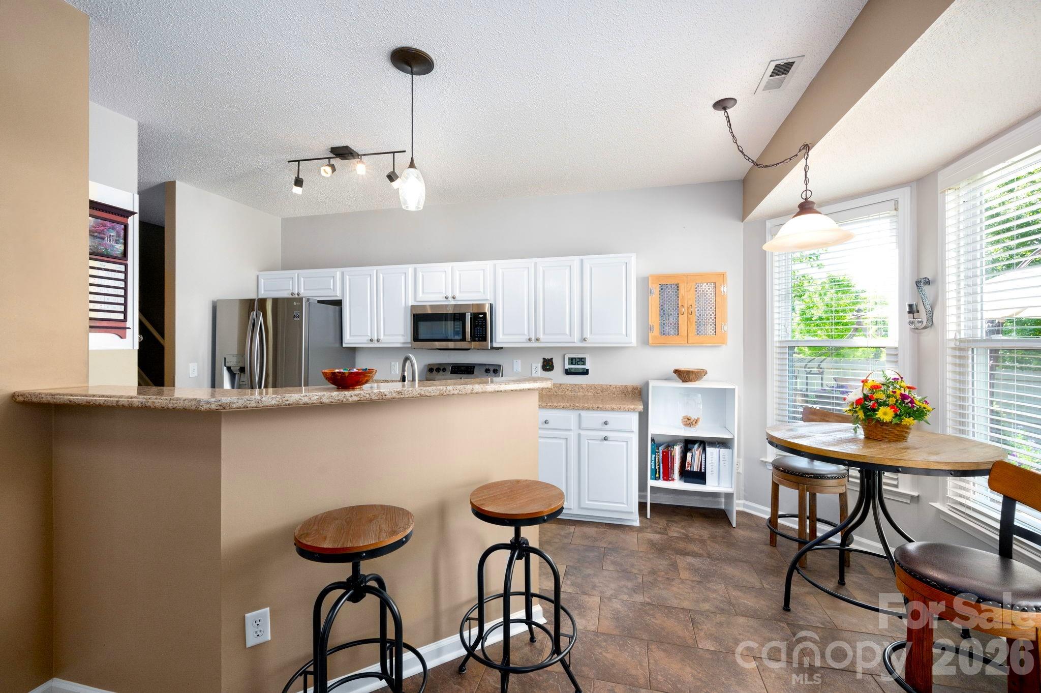 102 W Farm Creek Drive Asheville NC 28806