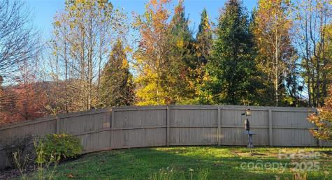 102 W Farm Creek Drive Asheville NC 28806