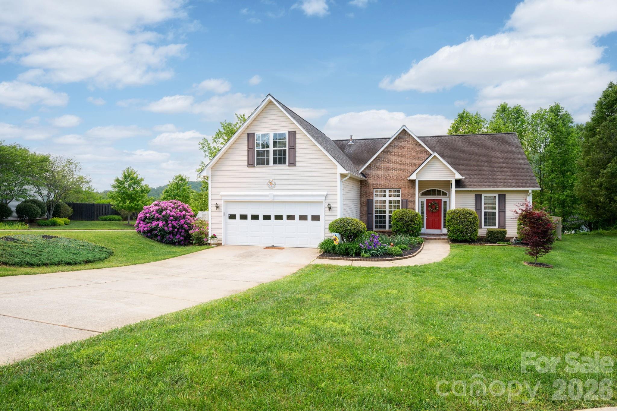 102 W Farm Creek Drive Asheville NC 28806