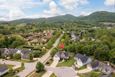 102 W Farm Creek Drive Asheville NC 28806