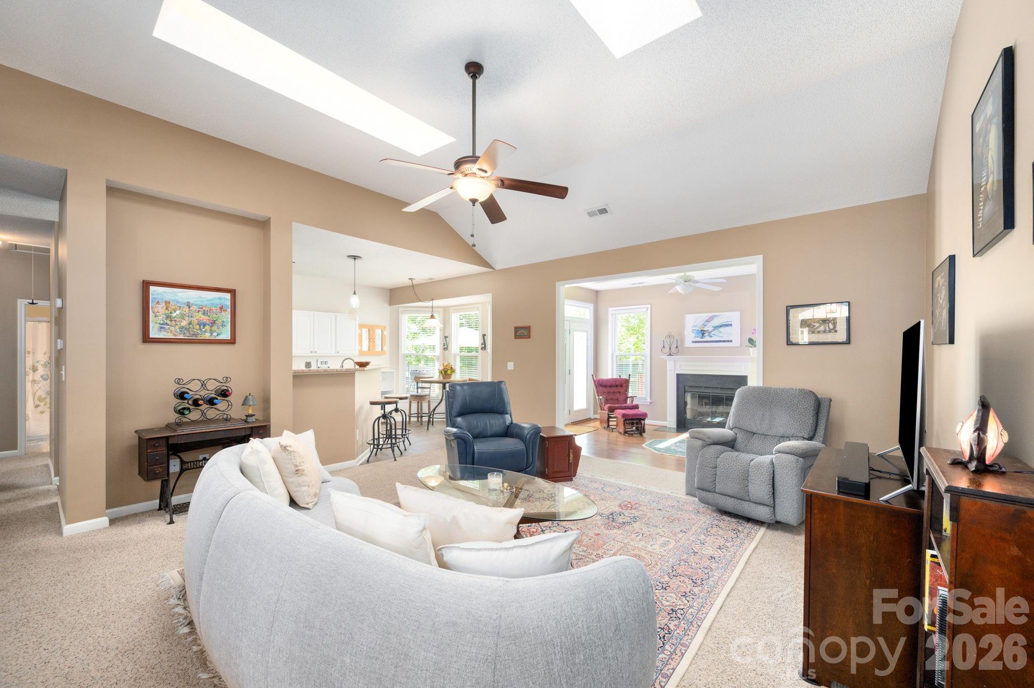 102 W Farm Creek Drive Asheville NC 28806