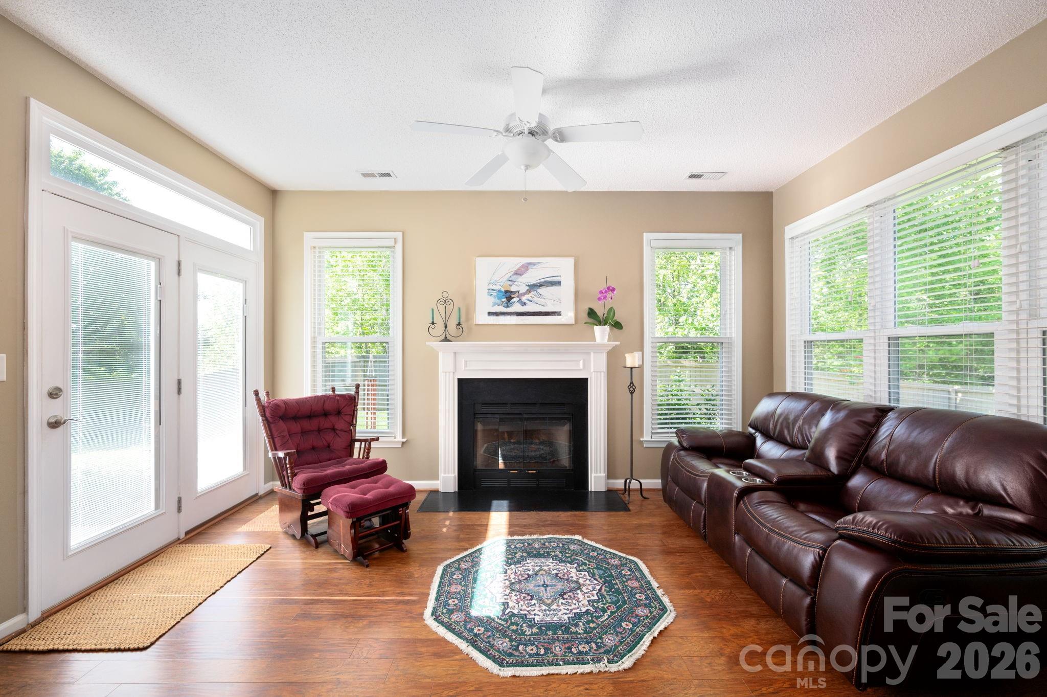 102 W Farm Creek Drive Asheville NC 28806