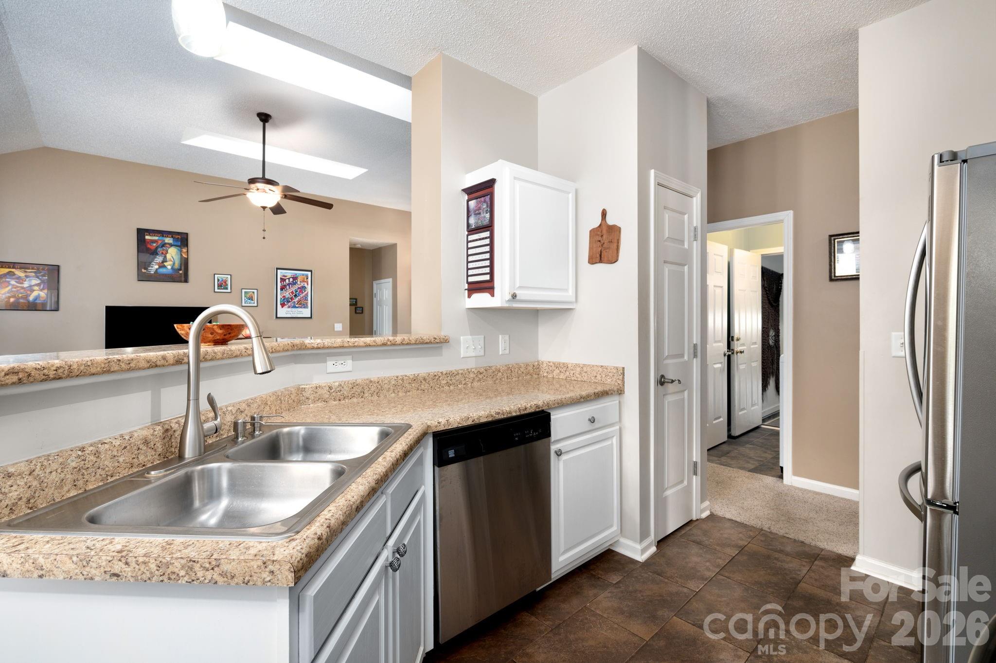 102 W Farm Creek Drive Asheville NC 28806